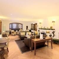 מלון צרמט Le Petit Cervin מראה חיצוני תמונה The lounge at the airport