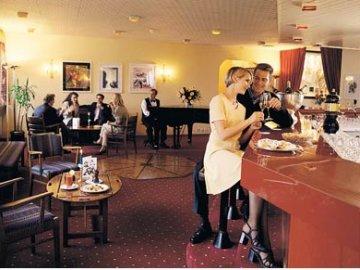 מלון צרמט Le Petit Cervin מראה חיצוני תמונה The lounge at the airport